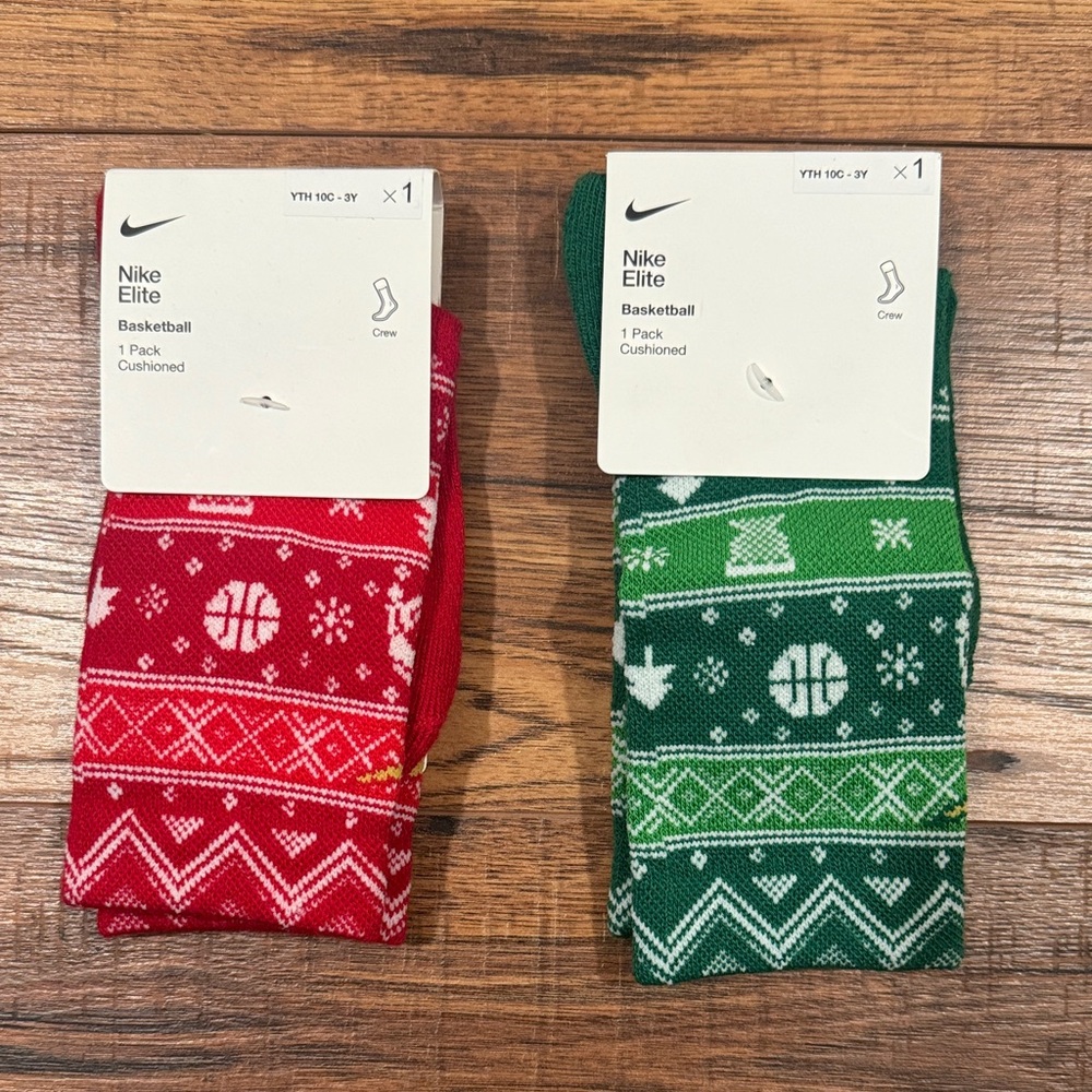 BRAND NEW! Youth Nike Elite Festive Red and Green Basketball Socks sz: 10c-3y
